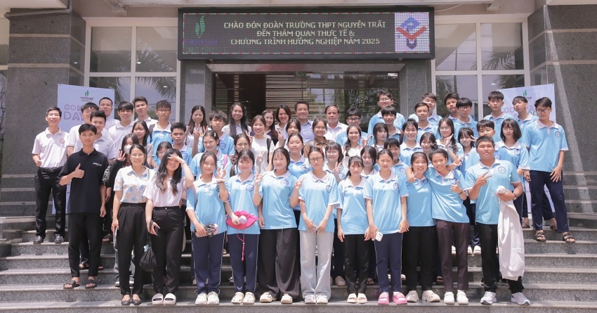 Thắp sáng ước mơ nghề nghiệp: Một ngày trải nghiệm tại PVU và Vietsovpetro