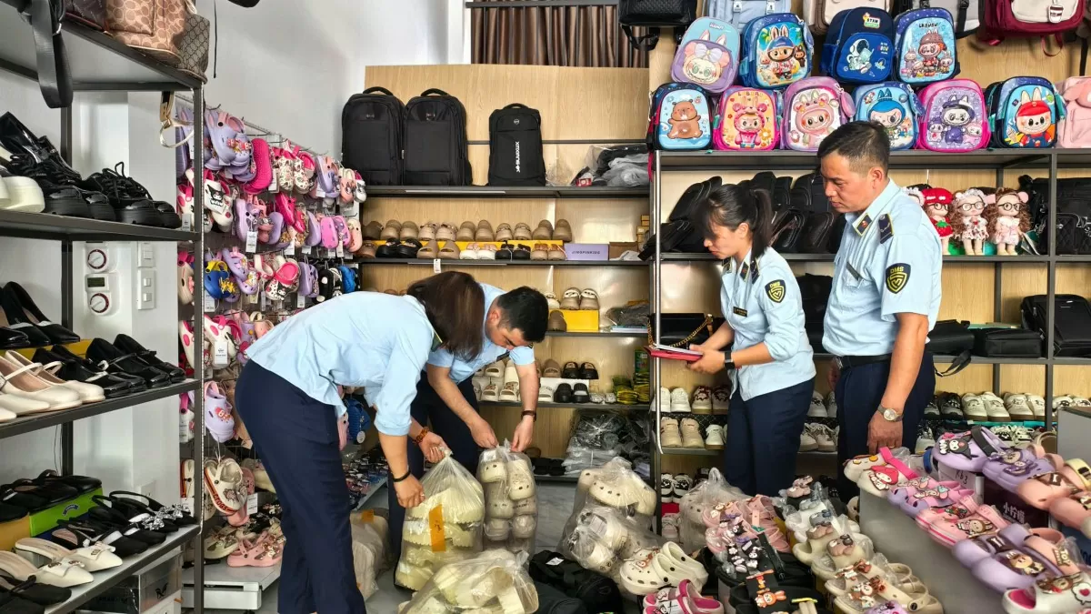 Lào Cai: Quản lý thị trường xử lý 4 vụ vi phạm Lào Cai: Quản lý thị trường xử lý 4 vụ vi phạm