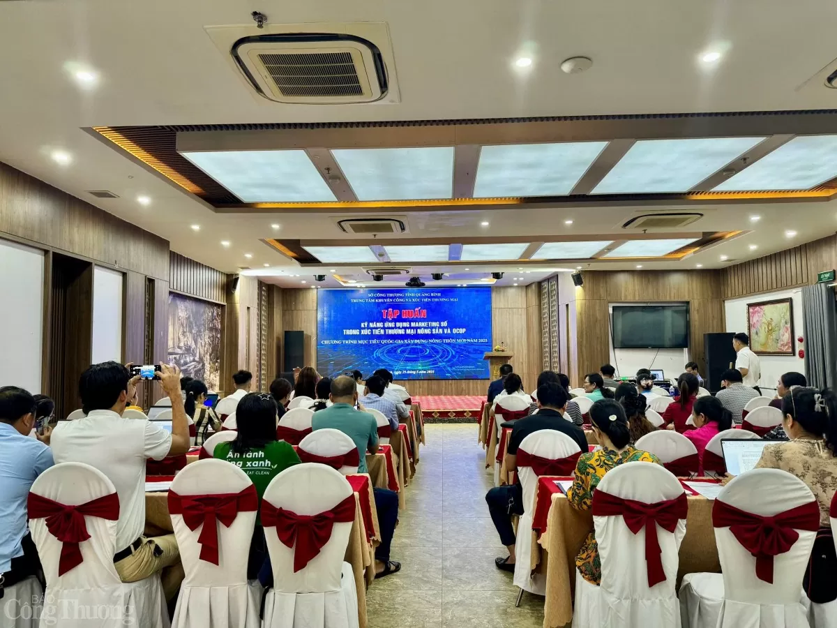 undefined Toàn cảnh lớp tập huấn