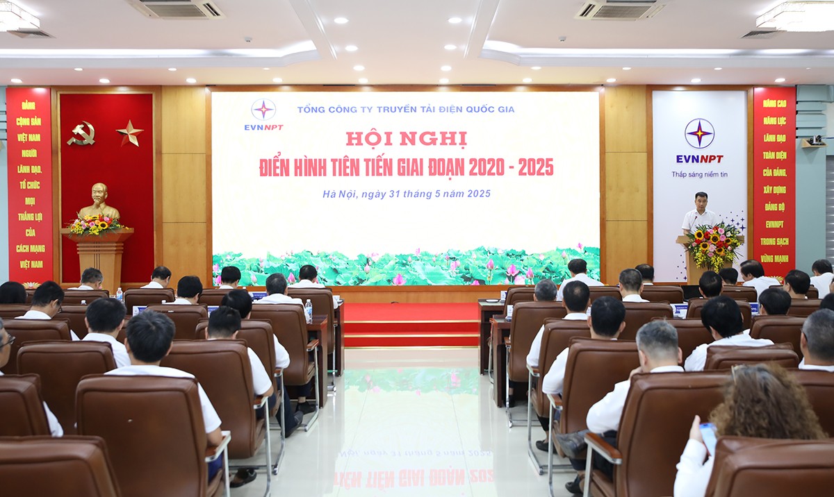 EVNNPT tổng kết phong trào thi đua yêu nước giai đoạn 2020-2025 và vinh danh các điển hình tiên tiến EVNNPT tổng kết phong trào thi đua yêu nước giai đoạn 2020-2025 và vinh danh các điển hình tiên tiến