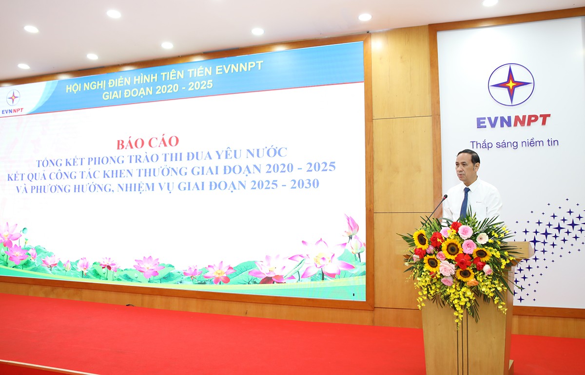 EVNNPT tổng kết phong trào thi đua yêu nước giai đoạn 2020-2025 và vinh danh các điển hình tiên tiến EVNNPT tổng kết phong trào thi đua yêu nước giai đoạn 2020-2025 và vinh danh các điển hình tiên tiến