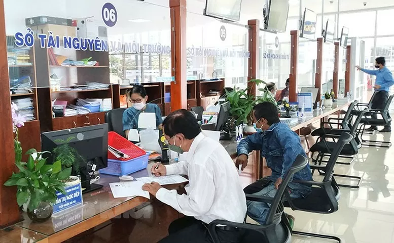 Rà soát tổng thể và sắp xếp, bố trí lại trụ sở, cơ sở vật chất sau sắp xếp, tổ chức bộ máy, đơn vị hành chính các cấp; không để thất thoát, lãng phí, bảo đảm phù hợp với yêu cầu thực tiễn - Ảnh: VGP Rà soát tổng thể và sắp xếp, bố trí lại trụ sở, cơ sở vật chất sau sắp xếp, tổ chức bộ máy, đơn vị hành chính các cấp; không để thất thoát, lãng phí, bảo đảm phù hợp với yêu cầu thực tiễn - Ảnh: VGP