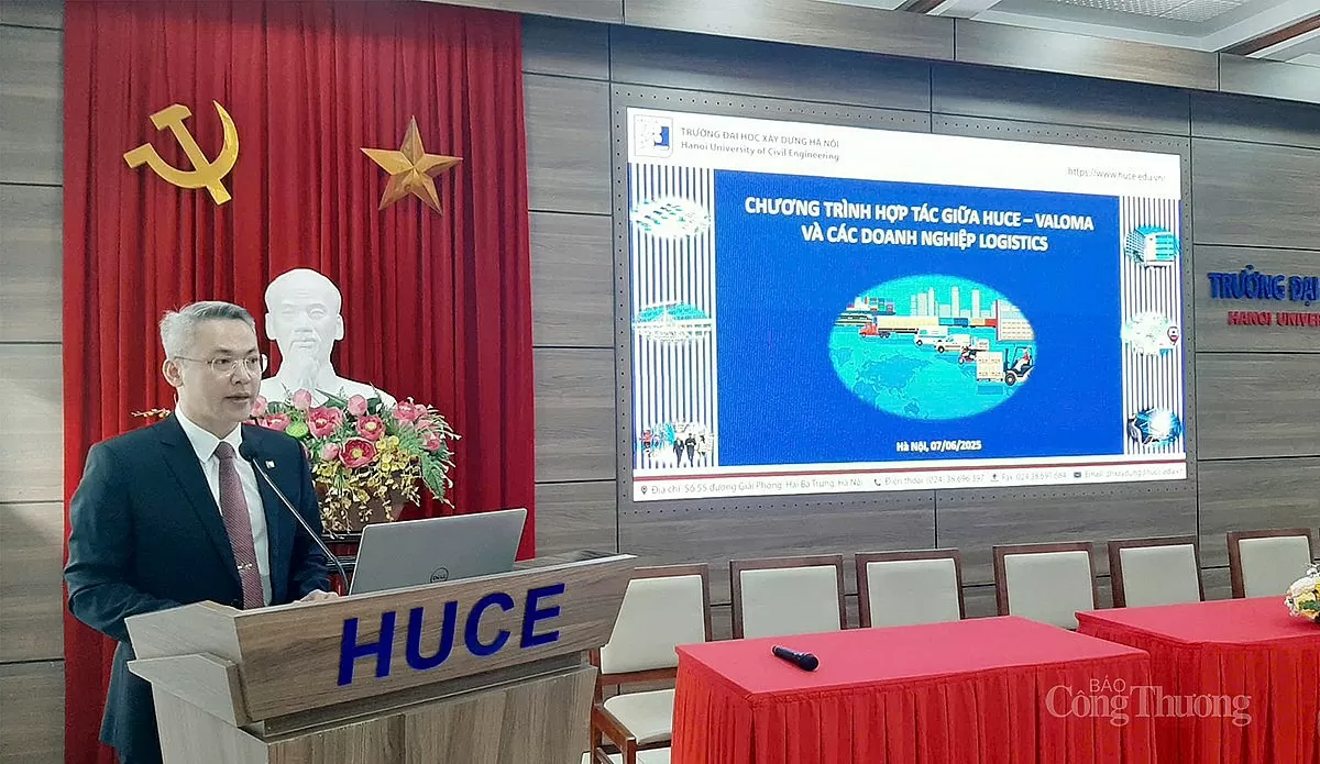 PGS.TS Bùi Phú Doanh - Phó hiệu trưởng Trường Đại học Xây dựng Hà Nội - phát biểu tại buổi làm việc PGS.TS Bùi Phú Doanh - Phó hiệu trưởng Trường Đại học Xây dựng Hà Nội - phát biểu tại buổi làm việc