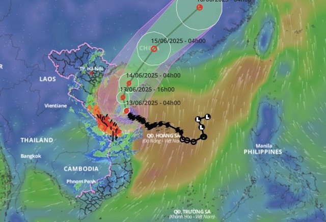 Đường đi lắt léo, đổi hướng liên tục của bão số 1: Giật cấp 14, gây mưa lớn kỷ lục nhiều nơi- Ảnh 1. Đường đi lắt léo, đổi hướng liên tục của bão số 1: Giật cấp 14, gây mưa lớn kỷ lục nhiều nơi- Ảnh 1.