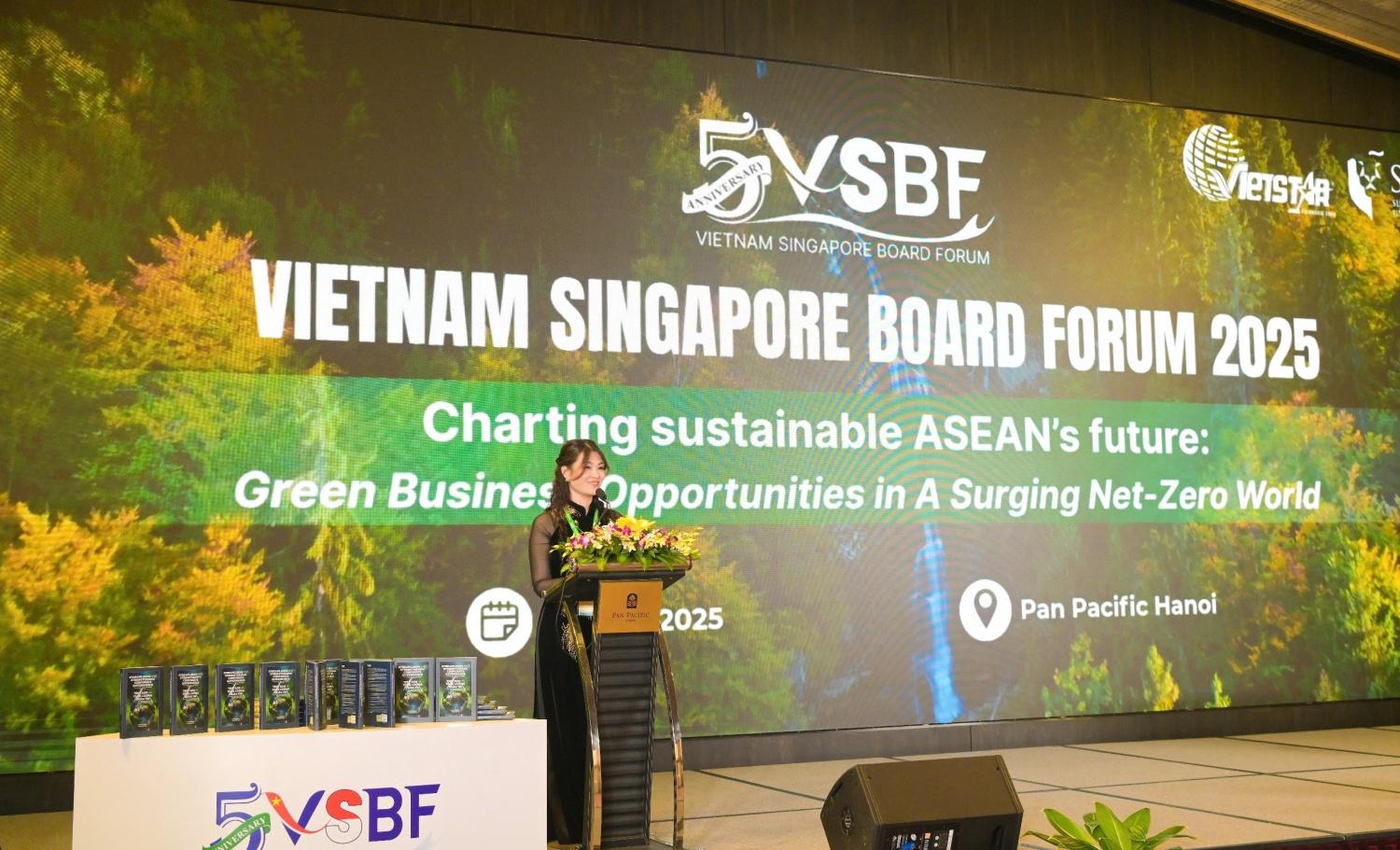 Petrovietnam tham dự VSBF 2025, góp phần thiết lập biểu đồ Bền vững ASEAN Petrovietnam tham dự VSBF 2025, góp phần thiết lập biểu đồ Bền vững ASEAN