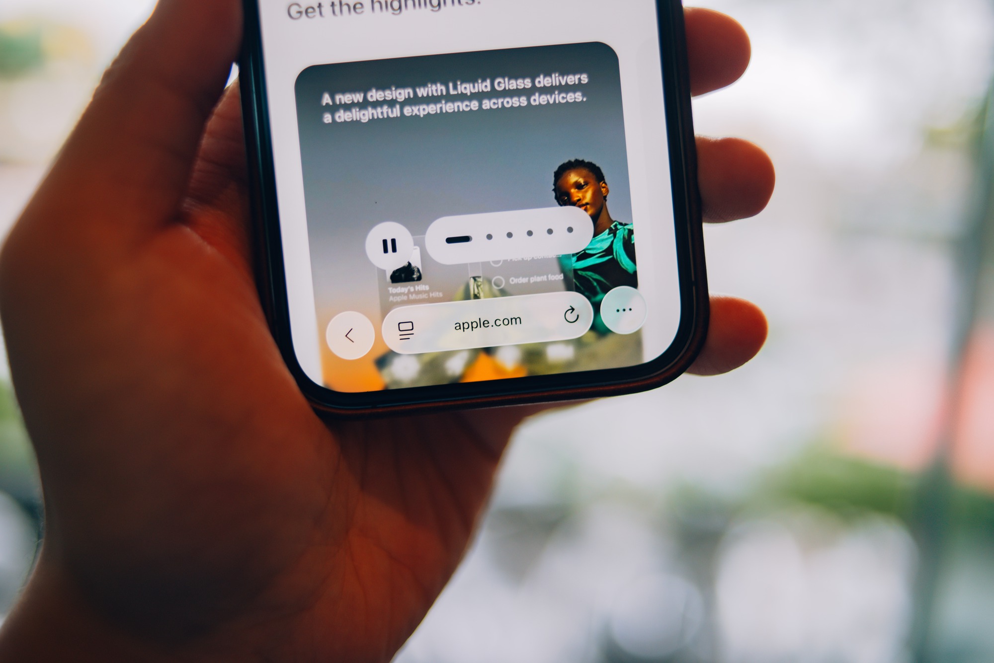 Tại sao bạn không nên cài đặt iOS 26 lúc này?- Ảnh 1. Tại sao bạn không nên cài đặt iOS 26 lúc này?- Ảnh 1.