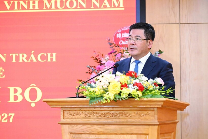 Bí thư Đảng uỷ, Bộ trưởng Bộ Công Thương Nguyễn Hồng Diên phát biểu chỉ đạo đại hội Chi bộ Cơ quan chuyên trách Đảng - Đoàn thể Bộ Công Thương.