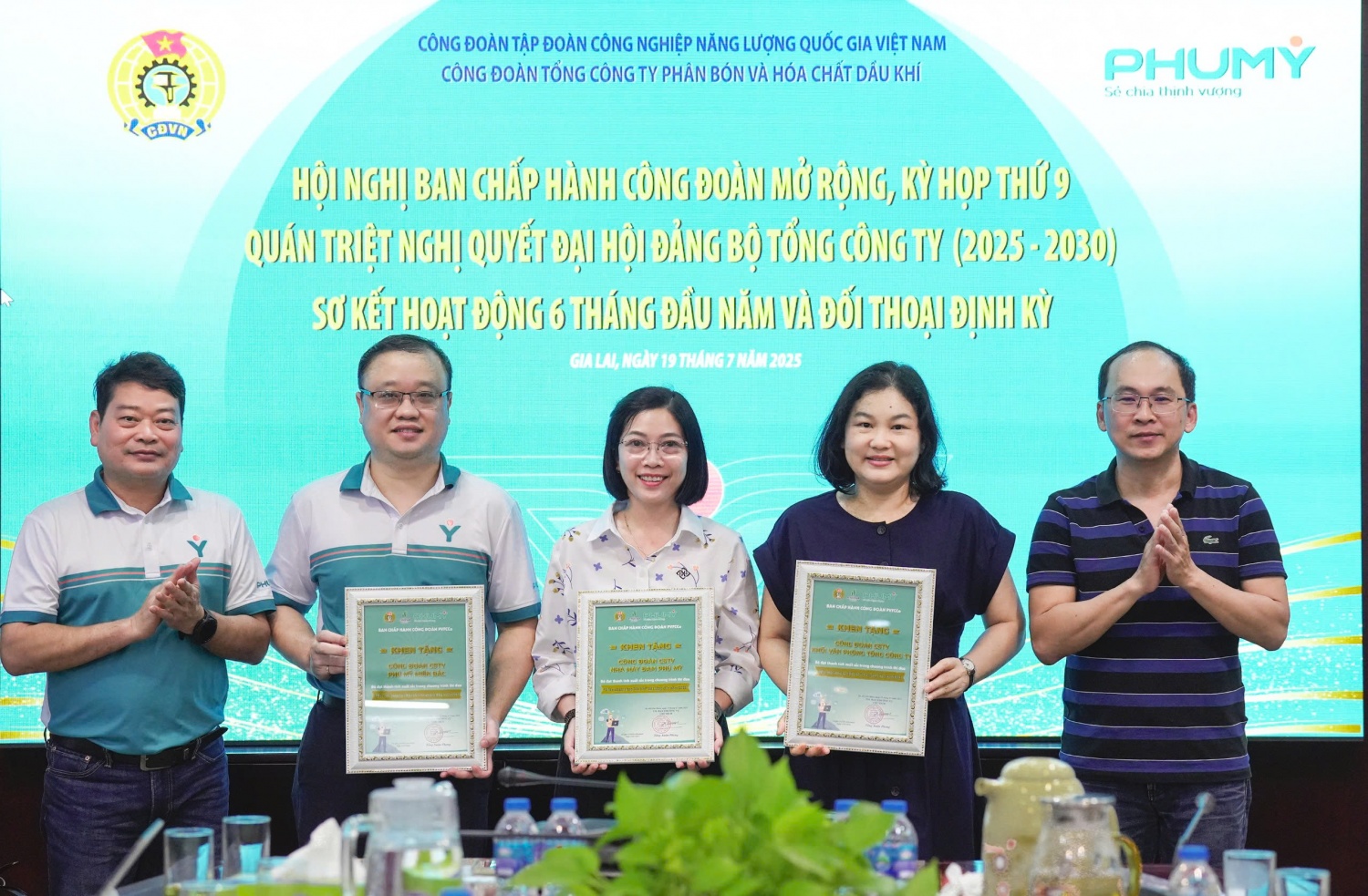 PVFCCo - Phú Mỹ: Tiên phong đổi mới sáng tạo, nâng tầm SXKD và chuyển đổi số PVFCCo Phú Mỹ: Tiên phong đổi mới sáng tạo, nâng tầm SXKD và chuyển đổi số