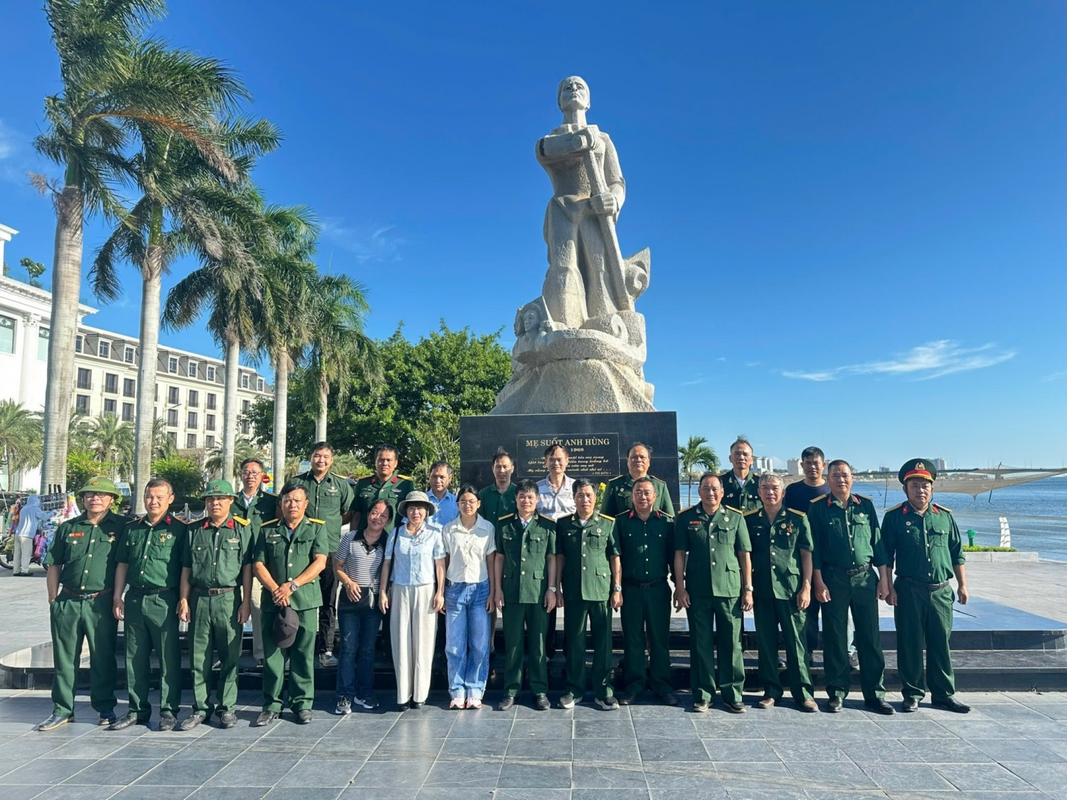 Hội CCB PV Power tổ chức hoạt động tri ân nhân kỷ niệm 78 năm Ngày Thương binh - Liệt sĩ