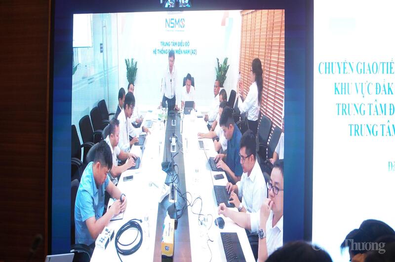 Đầu cầu hội nghị tại Trung tâm Điều độ hệ thống điện miền Nam