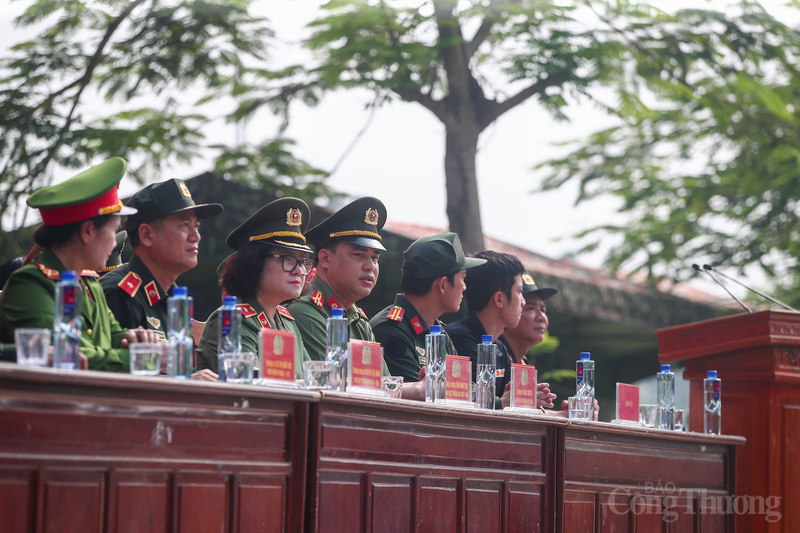 Lãnh đạo Cục Công tác chính trị, Bộ Công an, Ban Thanh niên Công an nhân dân... tham dự buổi lễ