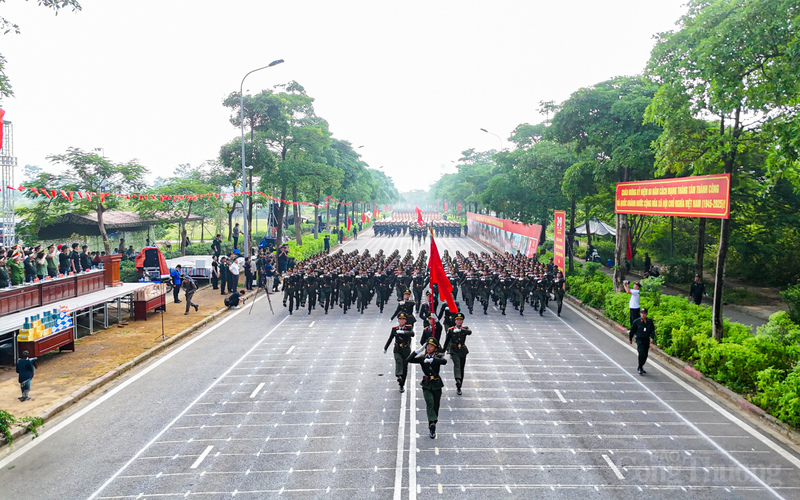 Các khối thuộc lực lượng Công an nhân dân luyện tập tại Đại học Quốc gia Hà Nội