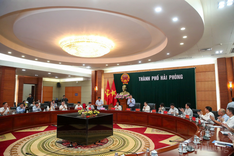 Toàn cảnh buổi làm việc
