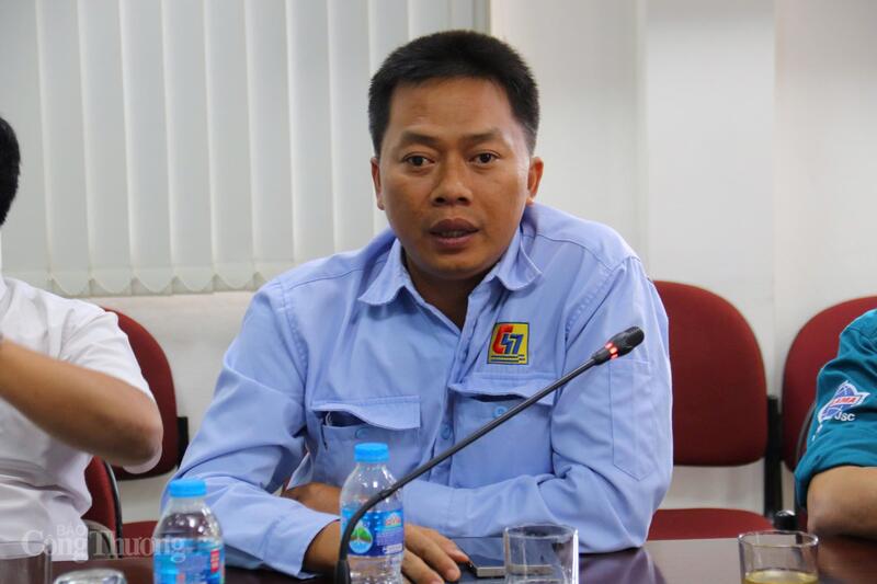 Ông Trần Tấn Trung, Chỉ huy trưởng công trường của Công ty Cổ phần Xây dựng 47. Ảnh: Thanh Tuấn