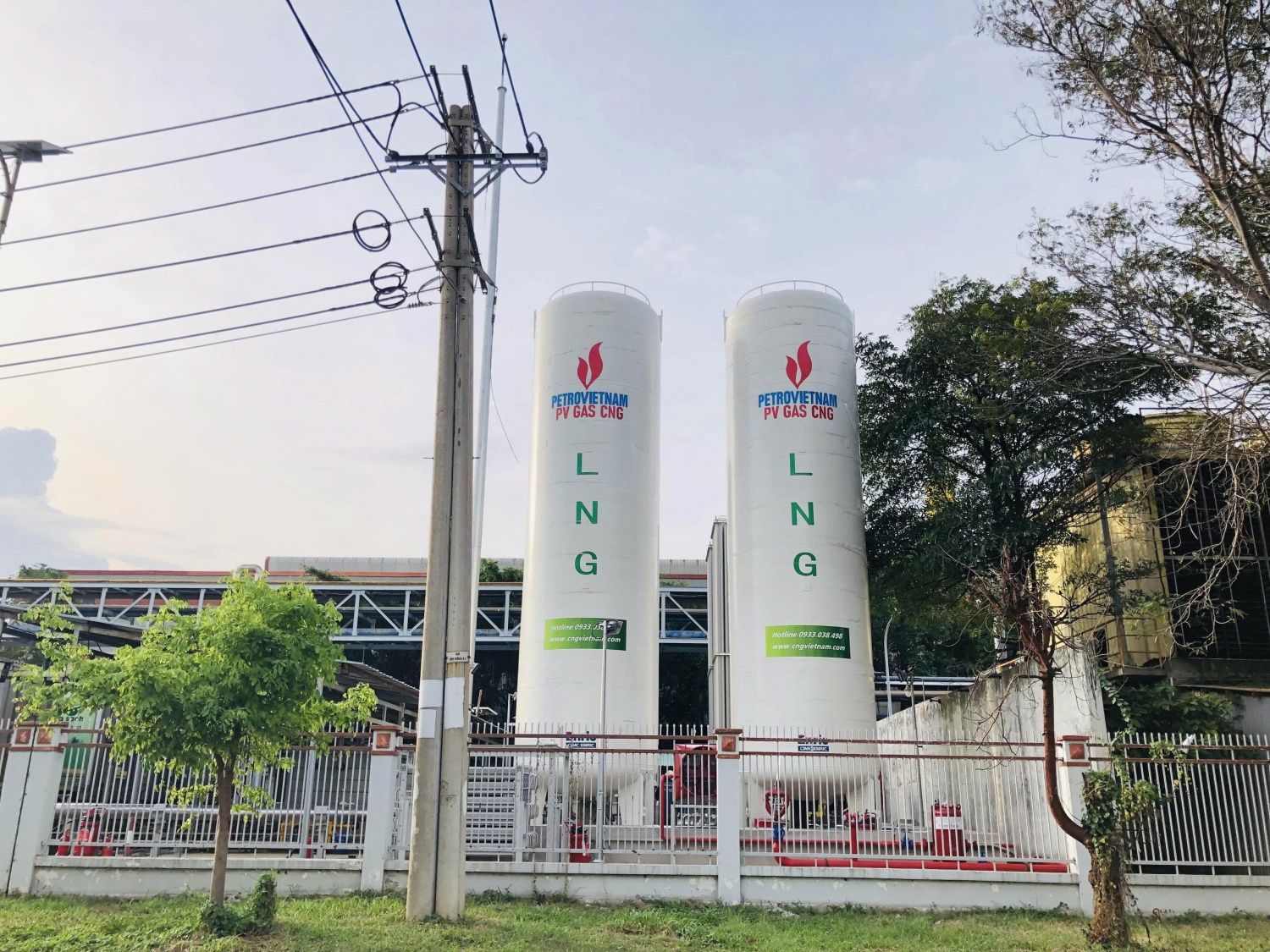 Trạm cấp khí LNG Tôn Đông Á Trạm cấp khí LNG Tôn Đông Á