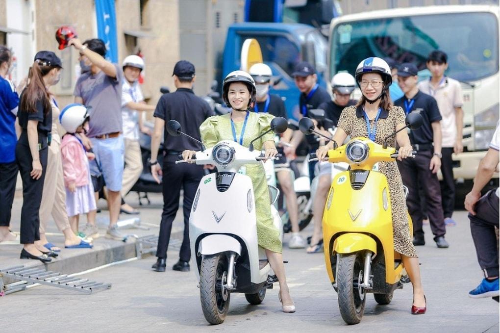 Nhiều người dùng đăng ký lái thử xe máy điện VinFast Evo200 | Báo Dân trí