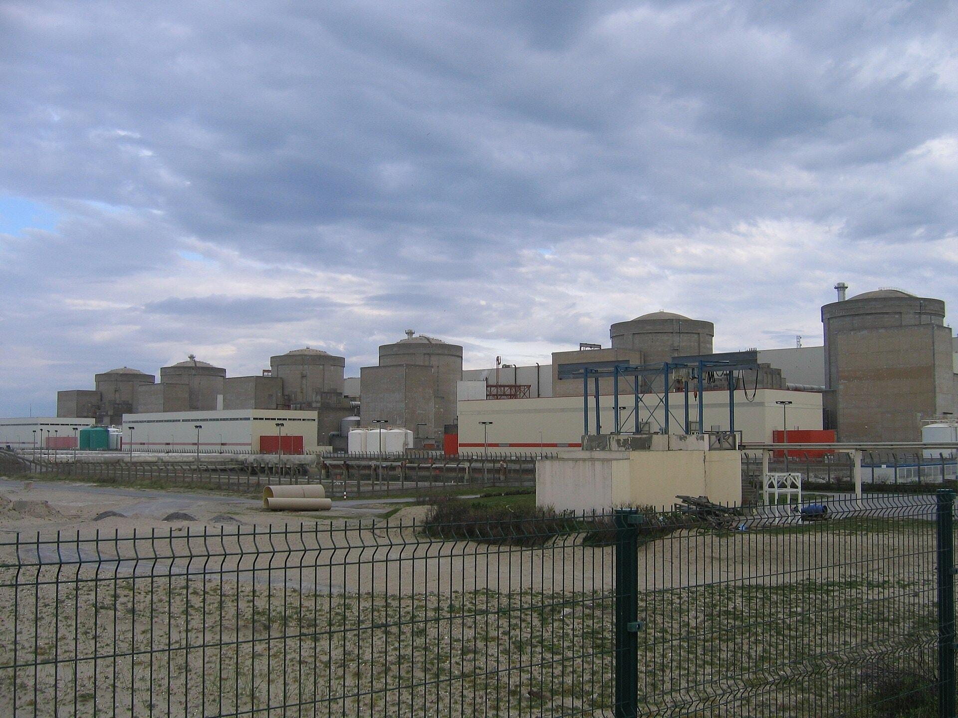 centrale_nucleaire_de_gravelines.jpg