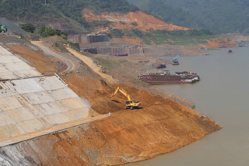 Dự án mở rộng Thủy điện Hòa Bình - Từ nghiên cứu, thi công, đến vận hành tổ máy 1 Dự án mở rộng Thủy điện Hòa Bình - Từ nghiên cứu, thi công, đến vận hành tổ máy 1