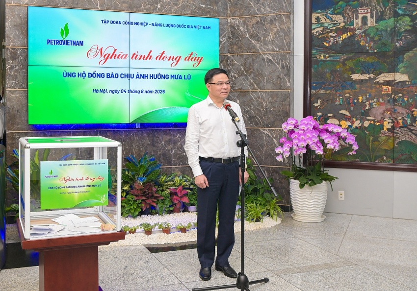 Toàn Petrovietnam lan tỏa yêu thương, sẻ chia cùng đồng bào vùng lũ các tỉnh phía Bắc Toàn Petrovietnam lan tỏa yêu thương, sẻ chia cùng đồng bào vùng lũ các tỉnh phía Bắc