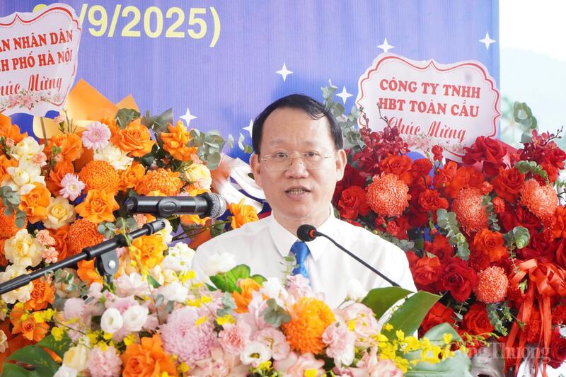 Ông Nguyễn Anh Tuấn, Tổng Giám đốc EVNHANOI cam kết tập trung cao độ mọi nguồn lực, nhân lực, thiết bị; tổ chức thi công khoa học, an toàn; bảo đảm tiến độ và chất lượng công trình ở mức cao nhất.