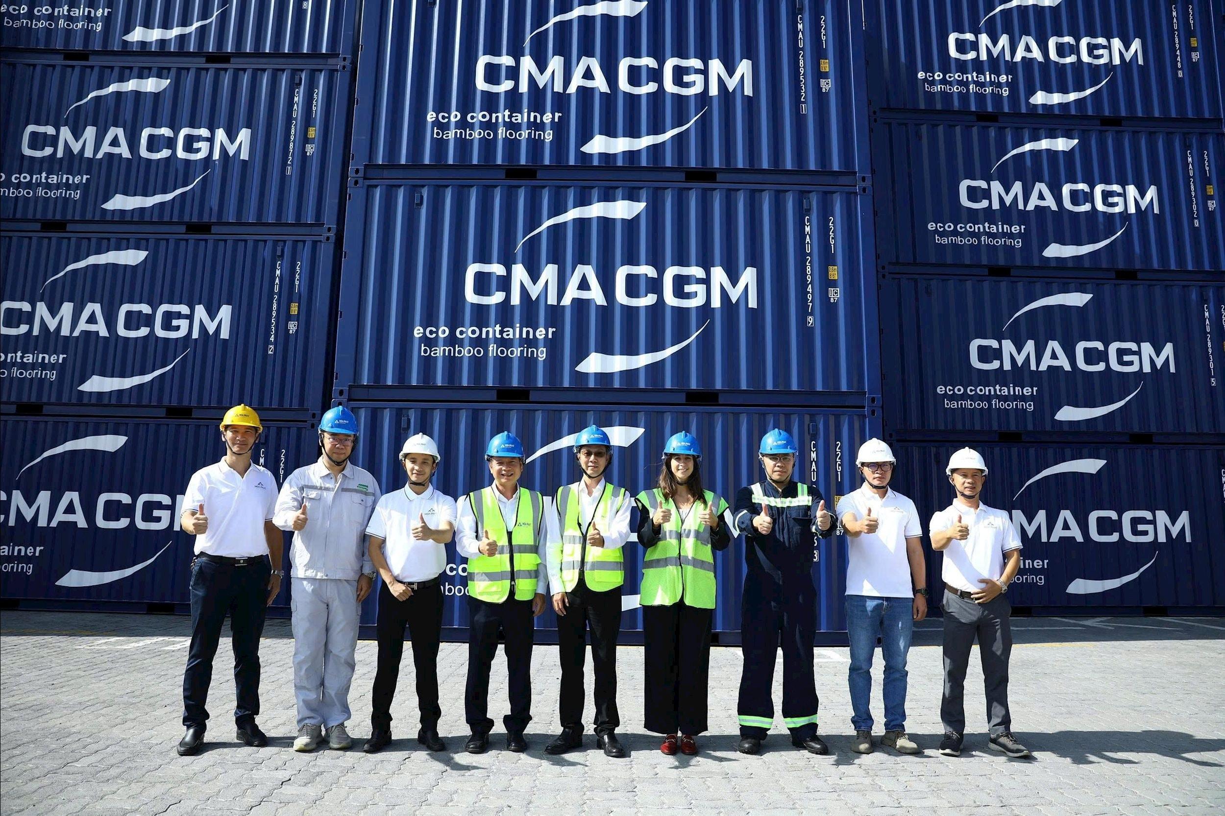 Hòa Phát bàn giao container cho Top 3 logistic thế giới CMA