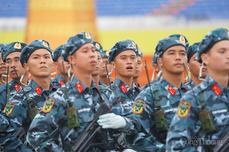 Sẵn sàng cho tổng hợp luyện diễu binh, diễu hành kỷ niệm Quốc khánh 2/9 - 6