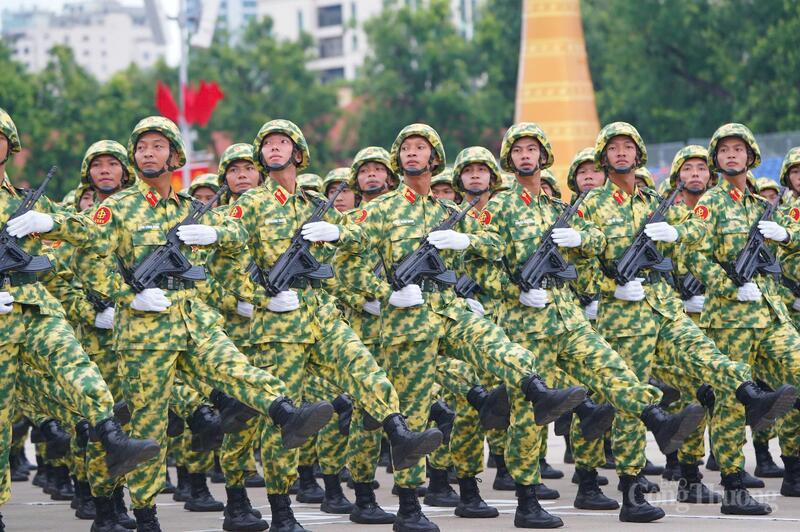 Sẵn sàng cho tổng hợp luyện diễu binh, diễu hành kỷ niệm Quốc khánh 2/9 - 2