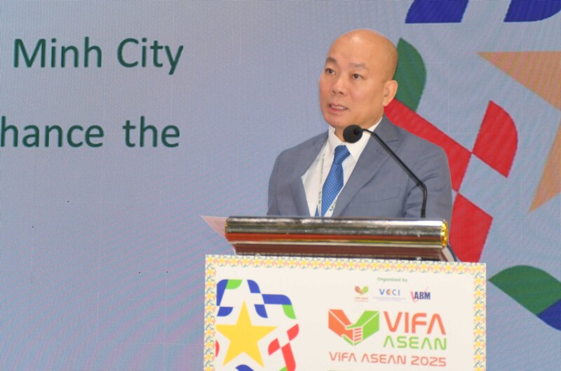 Ông Vũ Bá Phú, Cục trưởng Cục Xúc tiến thương mại (Bộ Công Thương). Ảnh: Minh Khuê.