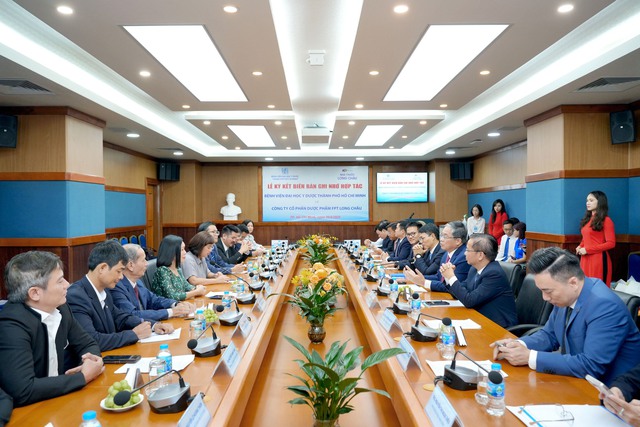 Long Châu hợp tác chiến lược toàn diện cùng Bệnh viện Đại học Y Dược Thành phố Hồ Chí Minh- Ảnh 2.