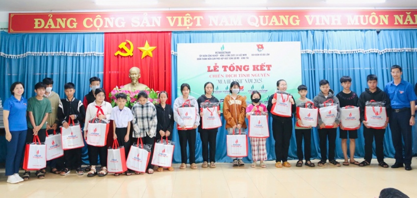 Cụm phối hợp hoạt động Bà Rịa - Vũng Tàu tổng kết Chiến dịch Mùa hè xanh 2025: Những dấu ấn từ trái tim nhiệt huyết