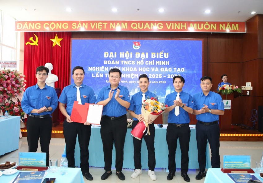 Đoàn cơ sở NCKH&ĐT tổ chức thành công Đại hội đại biểu lần thứ I, nhiệm kỳ 2025-2030