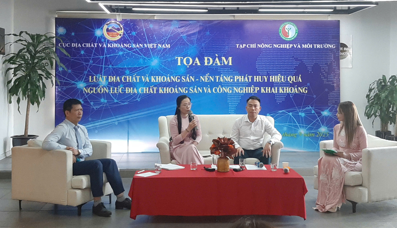 Toàn cảnh tọa đàm. Ảnh: N.H.