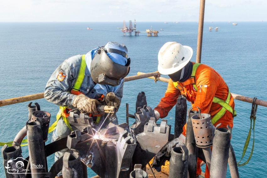 Giàn nén khí Trung tâm (Vietsovpetro) hoàn thành bảo dưỡng năm 2025 an toàn, đúng tiến độ Giàn nén khí Trung tâm (Vietsovpetro) hoàn thành bảo dưỡng năm 2025 an toàn, đúng tiến độ