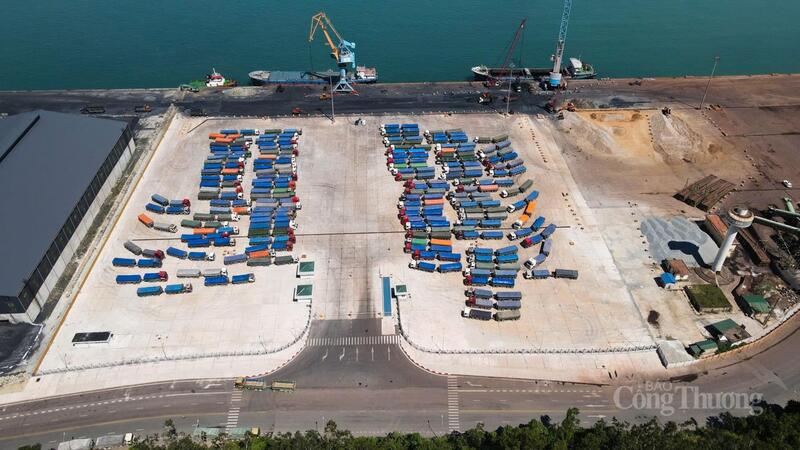 Cao tốc Bắc - Nam là đòn bẩy chiến lược, mở ra cơ hội đầu tư và phát triển kinh tế mới cho Hà Tĩnh. Ảnh: Trọng Tùng.