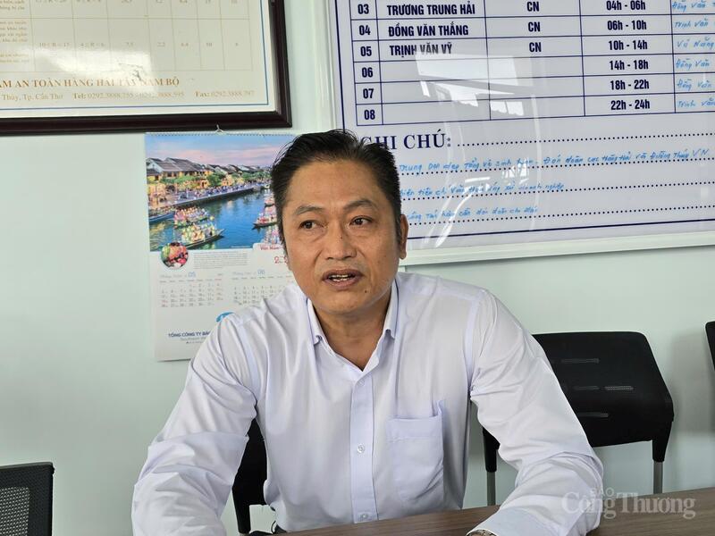 Trạm trưởng Trạm hải đăng Nam Du Vũ Năng Huân