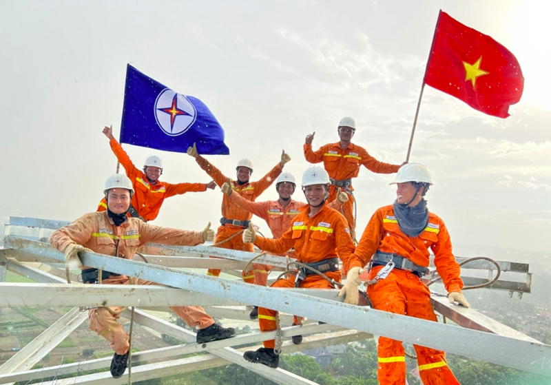 Phong trào thi đua 5 nhất đường dây 500kV mạch 3.