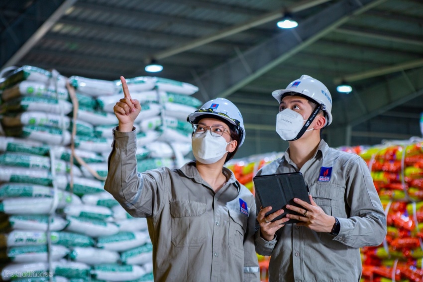 NPK Phú Mỹ chạm mốc 1 triệu tấn - Vững bước vì mùa bội thu NPK Phú Mỹ chạm mốc 1 triệu tấn - Vững bước vì mùa bội thu