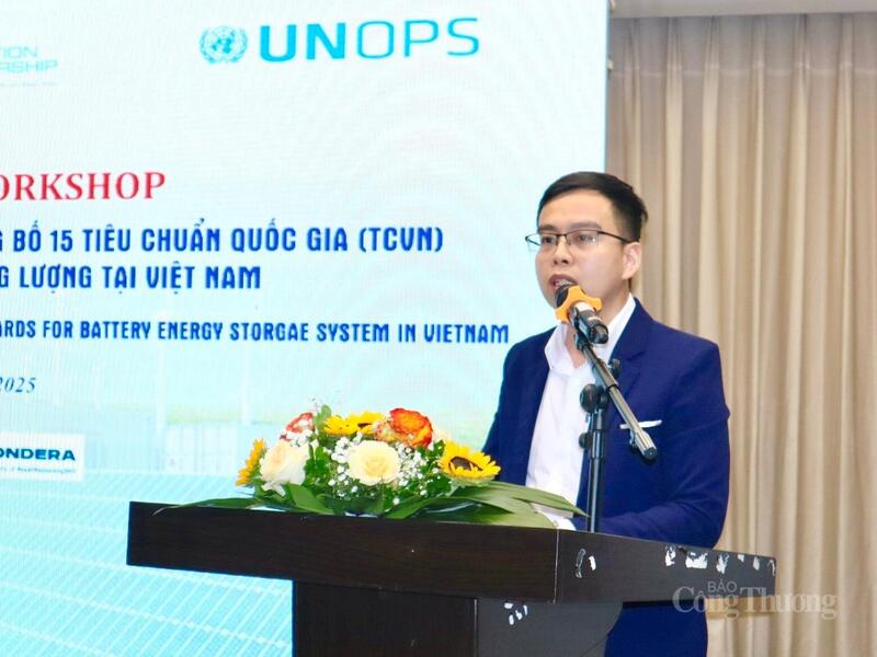 Ông Nguyễn Minh Ngọc - Viện trưởng Viện Nghiên cứu Phát triển Tiêu chuẩn Chất lượng (ISSQ) phát biểu tại hội nghị. Ảnh: Phương Trang.