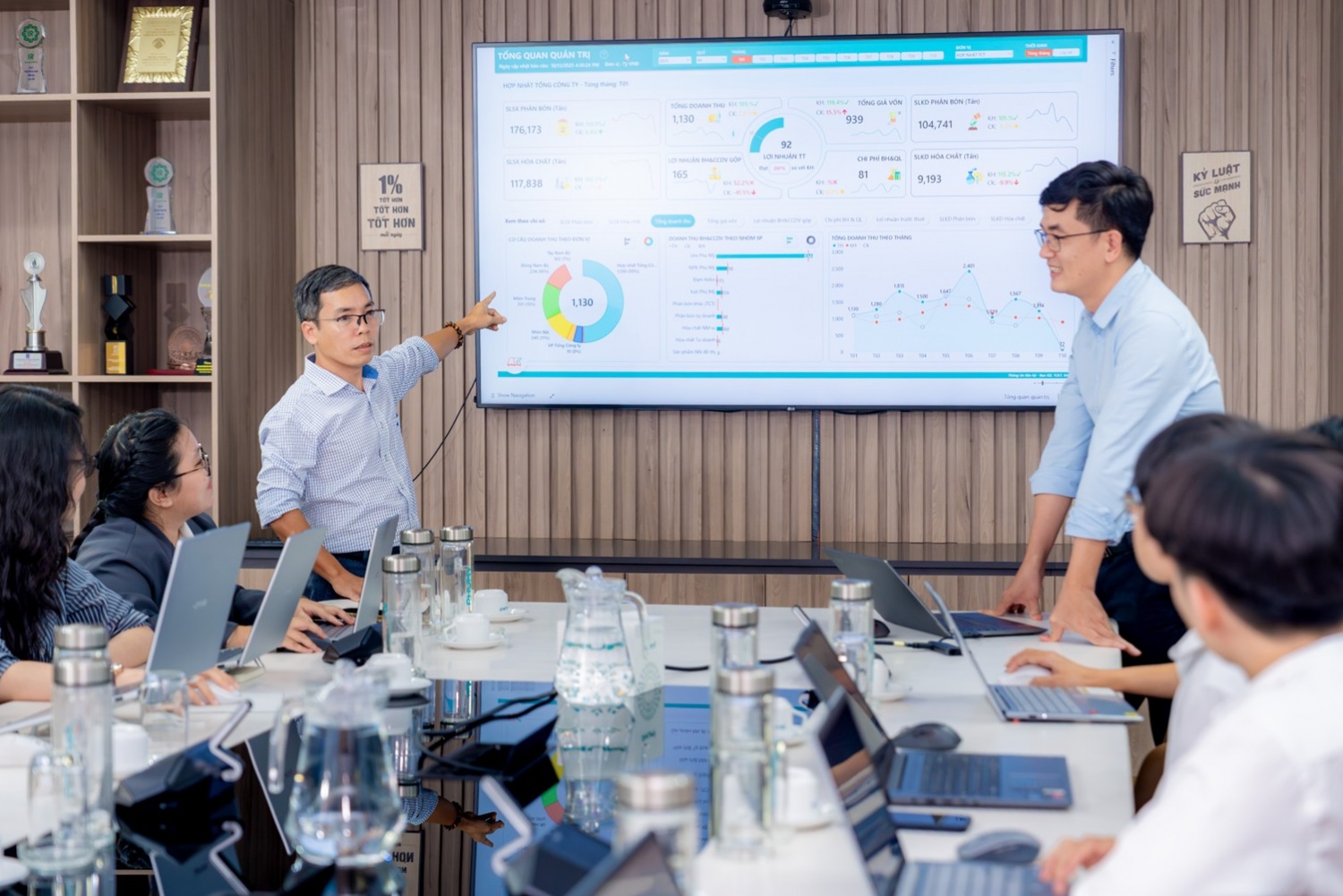 Data Lakehouse - Nền tảng dữ liệu chiến lược, kiến tạo vận hành thông minh tại PVFCCo - Phú Mỹ Data Lakehouse - Nền tảng dữ liệu chiến lược, kiến tạo vận hành thông minh tại PVFCCo