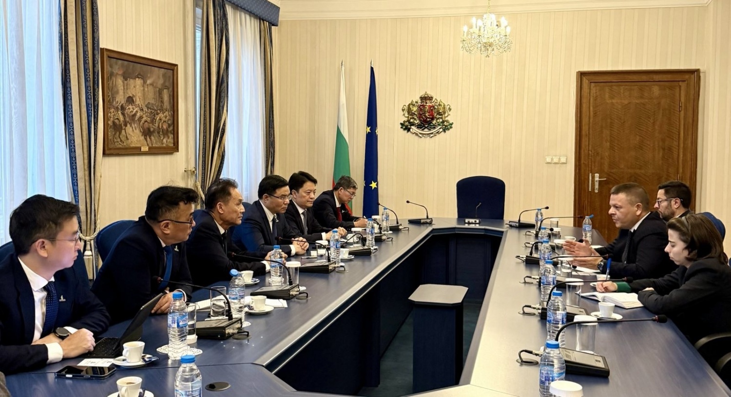 Petrovietnam tăng cường hợp tác năng lượng, công nghiệp và điện hạt nhân với Bulgaria Petrovietnam tăng cường hợp tác năng lượng, công nghiệp và điện hạt nhân với Bulgaria