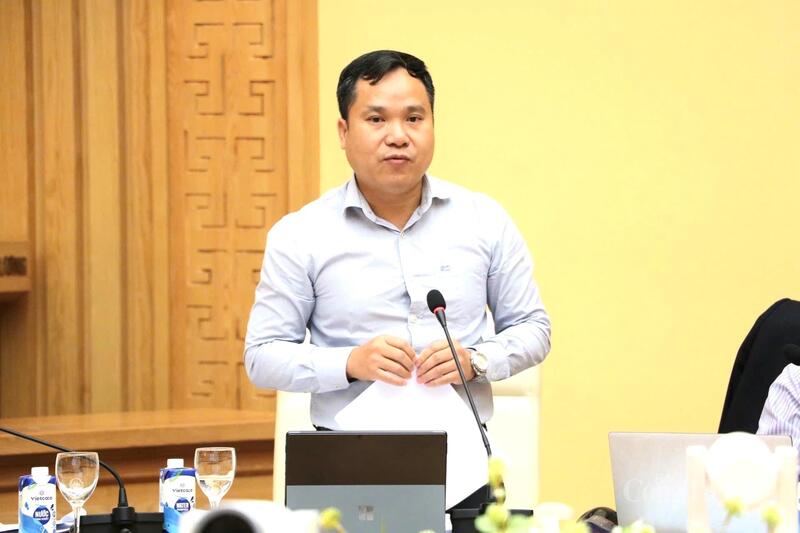 Ông Trịnh Đức Duy - Phó Vụ trưởng Vụ Dầu khí và Than phát biểu tại cuộc họp.