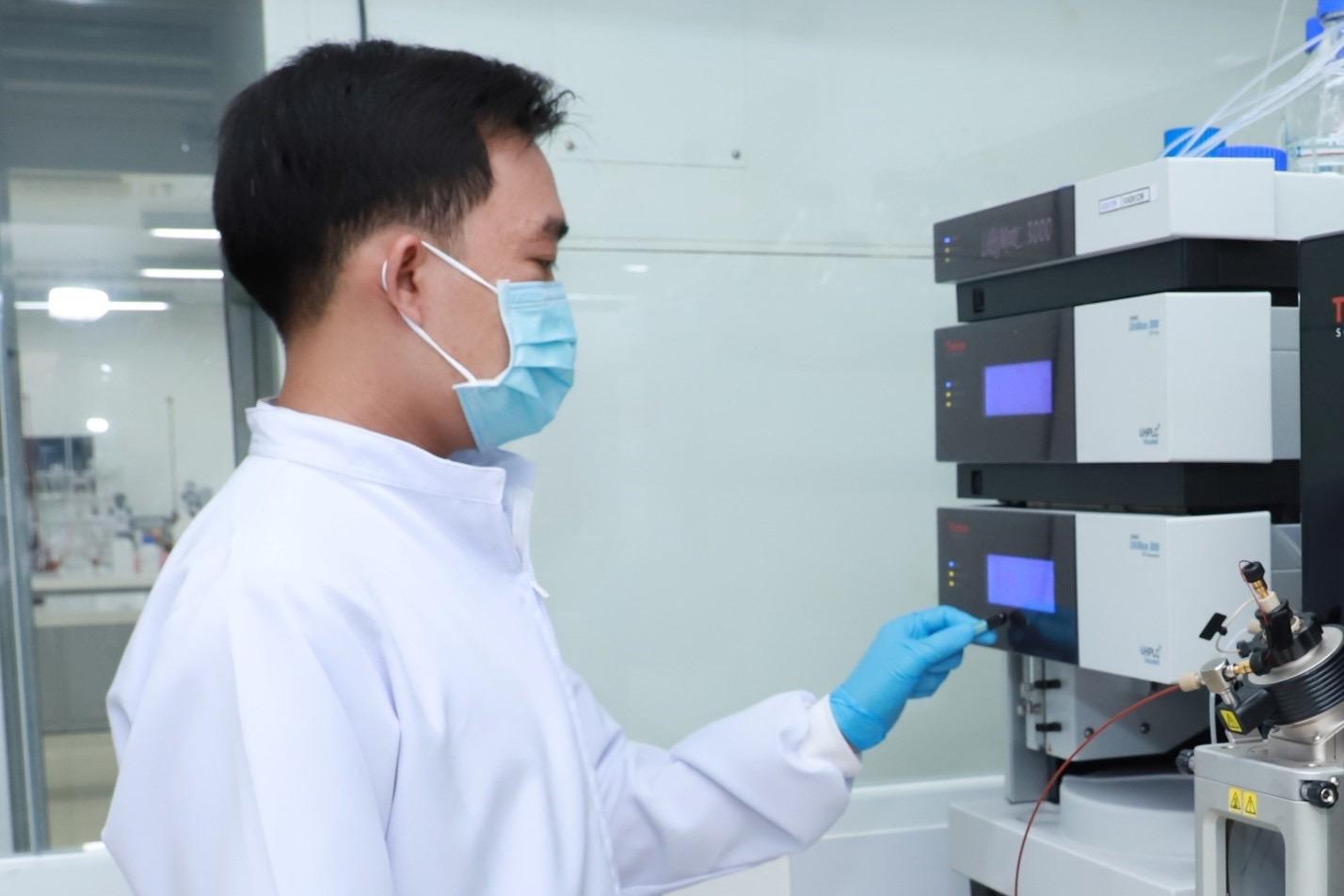 Acecook sở hữu phòng thí nghiệm đạt chuẩn quốc tế ISO/IEC 17025 được đầutư hàng triệu USD và luôn cập nhật công nghệ hiện đại nhất.