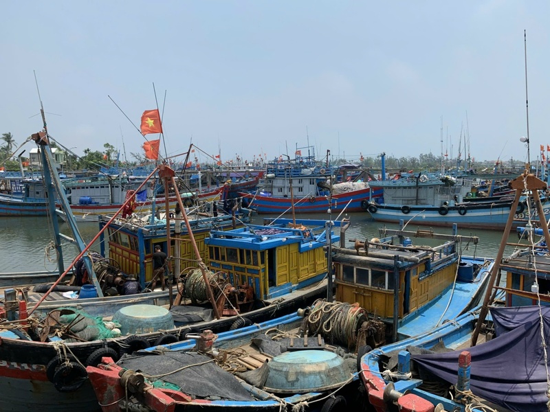 Tỉnh Quảng Ngãi cấm biển từ 19h00 ngày 5/11 cho đến khi thời tiết ổn định. Ảnh: Bình An