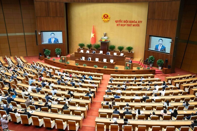 Bộ trưởng Bộ Tài chính Nguyễn Văn Thắng phát biểu.