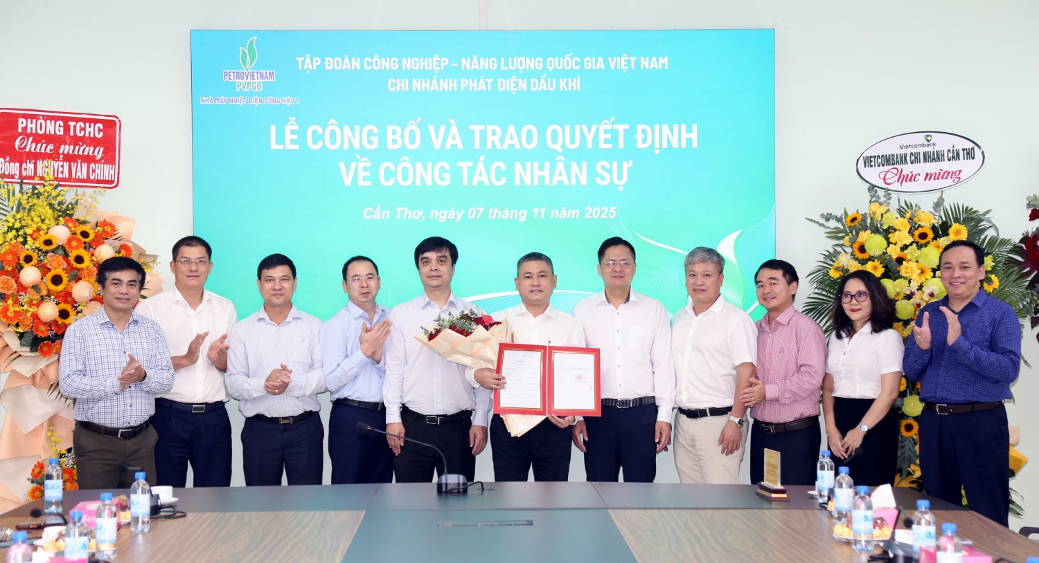 PVPGB công bố và trao quyết định bổ nhiệm Giám đốc NMNĐ Sông Hậu 1