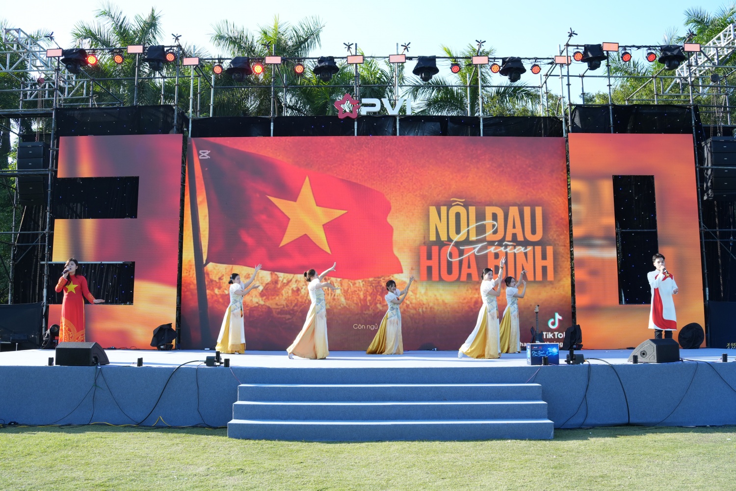 [Chùm ảnh] Sôi nổi Ngày hội Văn hóa Thể thao 30 năm PVI: “One Beat - One Dream”