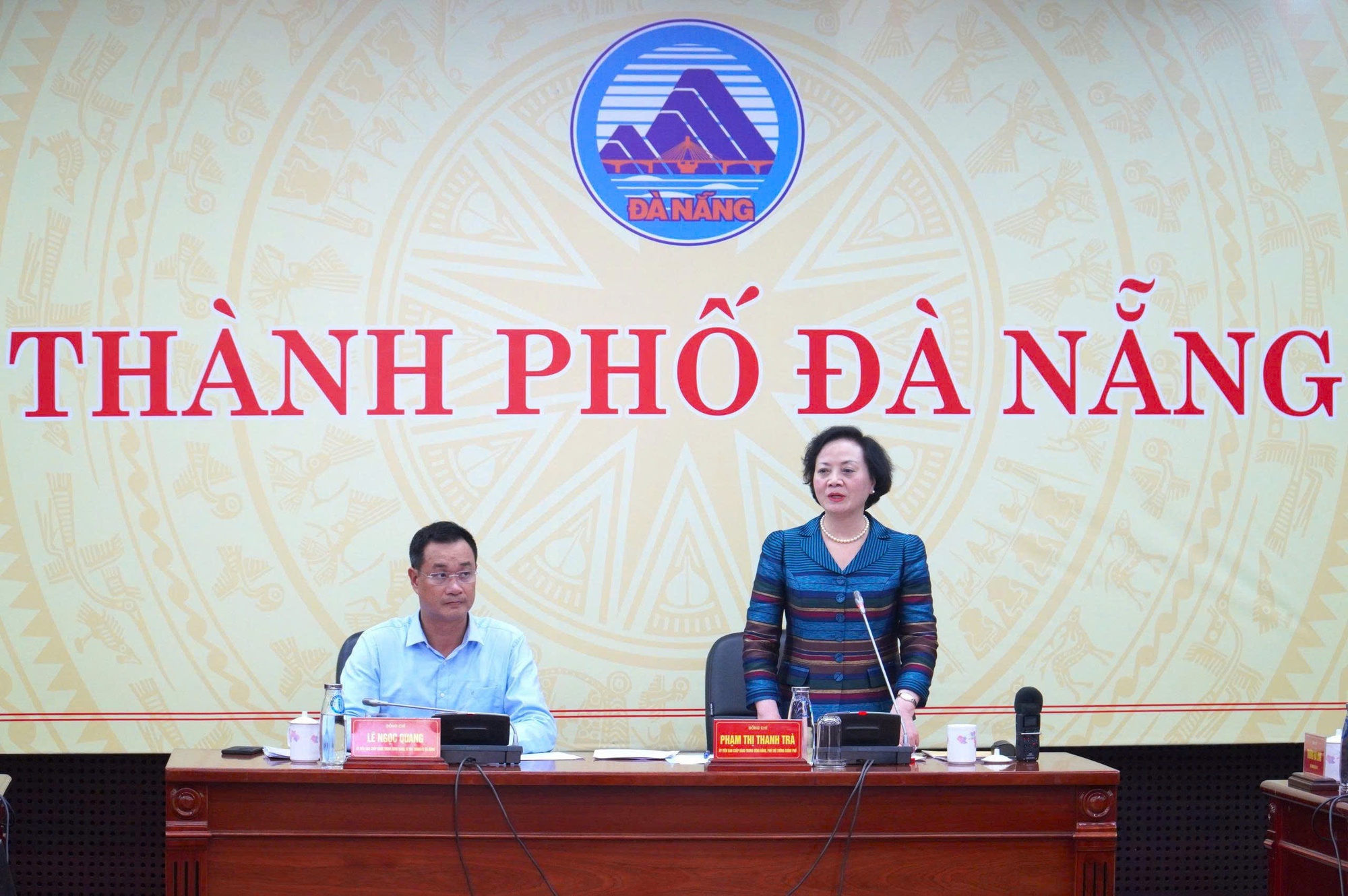 Chính phủ sẽ ban hành thêm chùm nghị định tháo gỡ vướng mắc cho chính quyền địa phương hai cấp- Ảnh 3. Chính phủ sẽ ban hành thêm chùm nghị định tháo gỡ vướng mắc cho chính quyền địa phương hai cấp - 3