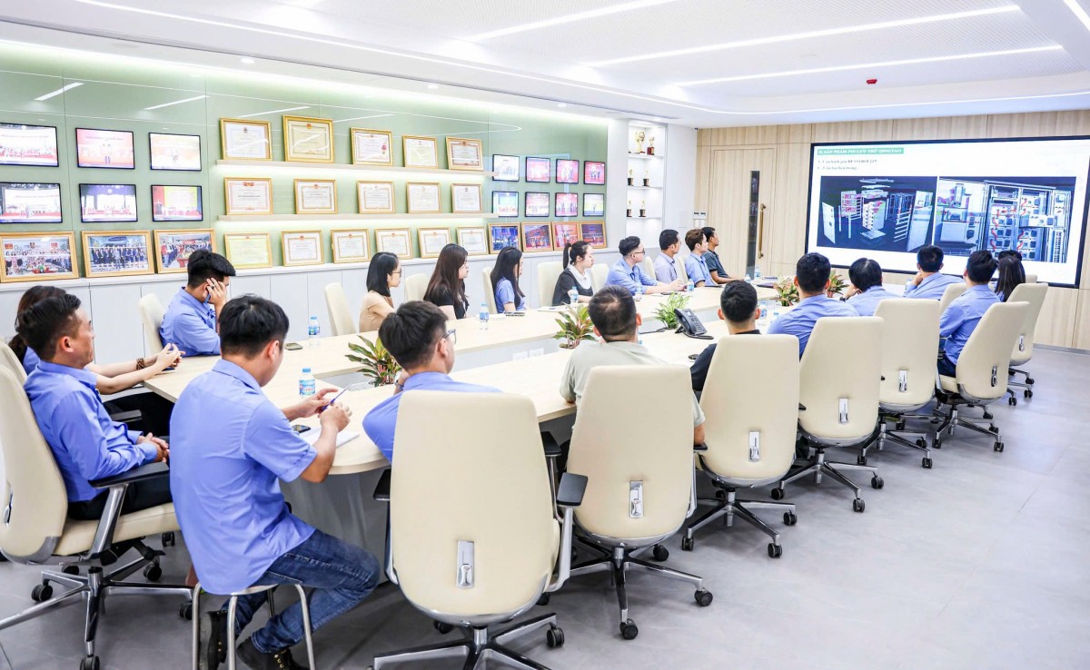 Giảm tiền điện cho doanh nghiệp Việt Nam với hệ thống lưu trữ năng lượng (BESS) Giảm tiền điện cho doanh nghiệp Việt Nam với hệ thống lưu trữ năng lượng (BESS)