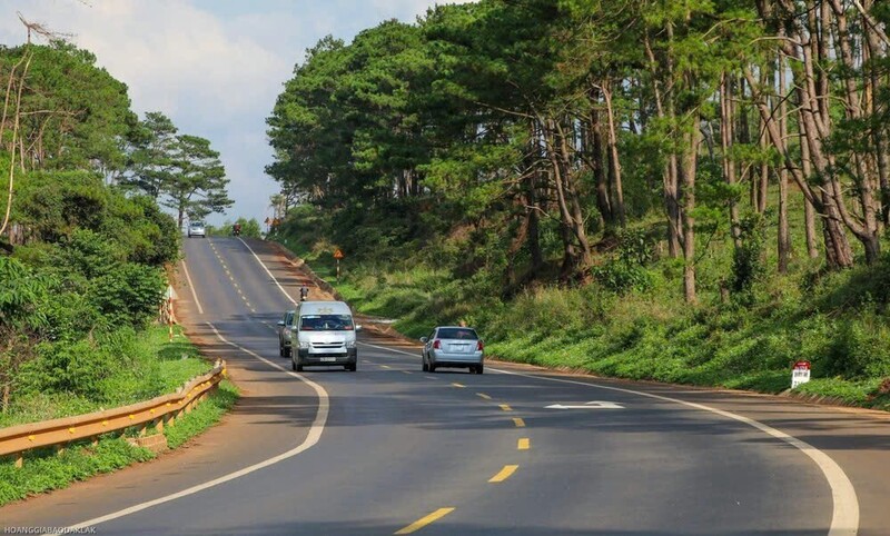 Quốc lộ 14 nối các tỉnh Tây Nguyên.