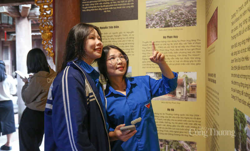 Hà Tĩnh tôn vinh truyền thống khoa bảng tại Văn Miếu địa phương - 12